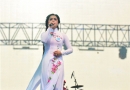 Thí sinh Lương Ngọc Trang đoạt giải Nhất đơn ca Bolero