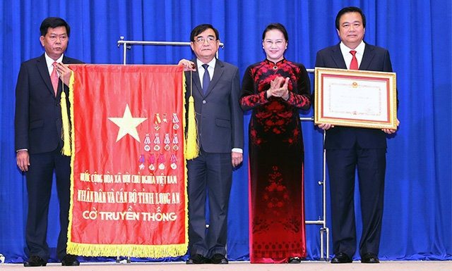 Kỷ niệm 50 năm Long An được phong tặng danh hiệu 'Trung dũng kiên cường, toàn dân đánh giặc'