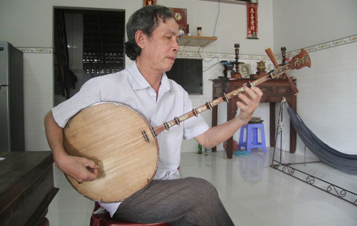 Nghệ nhân ưu tú Nguyễn Tấn Khoa