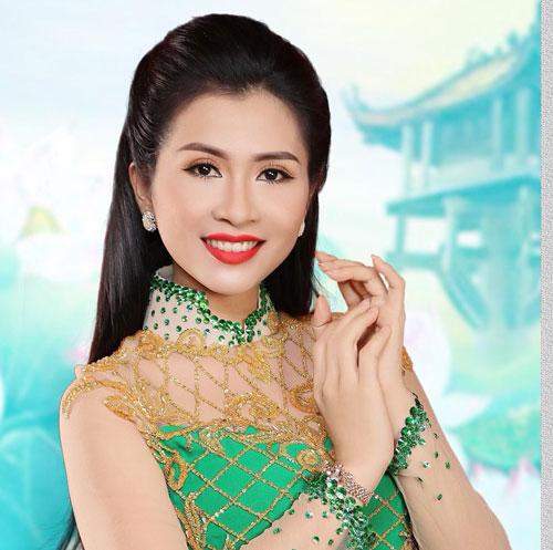 Văn nghệ sĩ, trí thức, nhà báo góp sức xây dựng quê hương